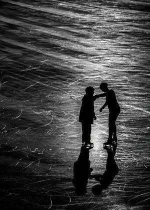 10_Kellnerne_Felso_Sara_Initial_step_Kezdo_lepesek